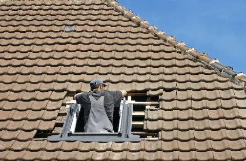 Pose de velux - Porte du Ried